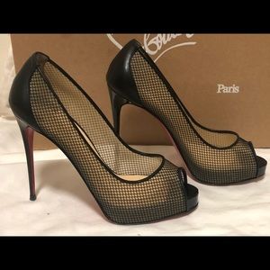 Christian Louboutin peep toe blk mesh pumps size40